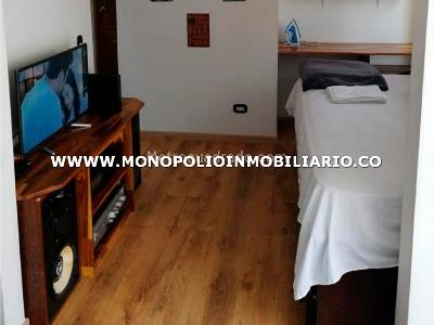 Apartamento de 2 alcobas en arriendo en Laureles, Medellín, 55 m² · foto 5 de 11