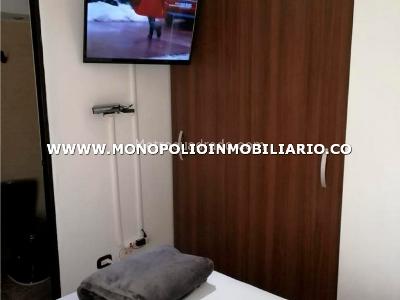 Apartamento de 2 alcobas en arriendo en Laureles, Medellín, 55 m² · foto 6 de 11