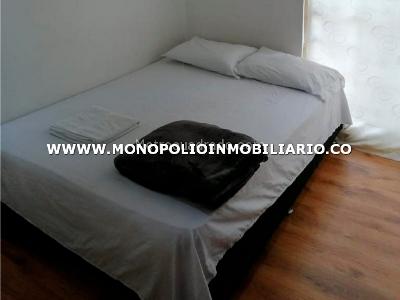 Apartamento de 2 alcobas en arriendo en Laureles, Medellín, 55 m² · foto 8 de 11