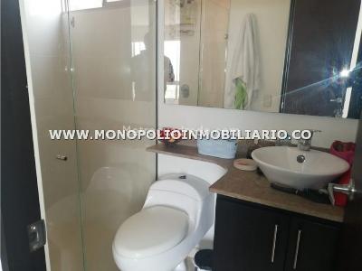 Apartamento de 2 alcobas en arriendo en Envigado, Envigado, 64 m² · foto 10 de 12