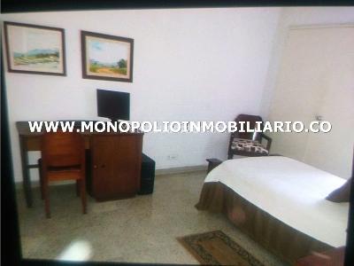 Apartamento en venta en Boston, Medellín · foto 5 de 9