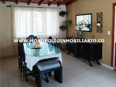 Casa de 3 alcobas en venta en Belen, Medellín, 152 m² · foto 4 de 19
