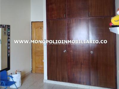 Casa de 3 alcobas en venta en Belen, Medellín, 152 m² · foto 9 de 19