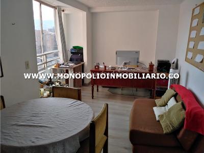 Apartamento en venta en Boston, Medellín · foto 3 de 13