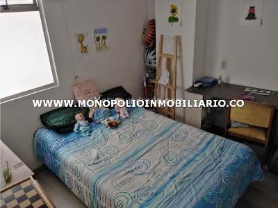 Apartamento en venta en Boston, Medellín · foto 5 de 13