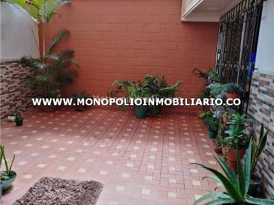Apartamento en venta en Boston, Medellín · foto 7 de 13