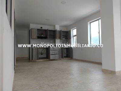 Apartamento de 3 alcobas en venta en Itagui, Itagüí, 90 m² · foto 2 de 7