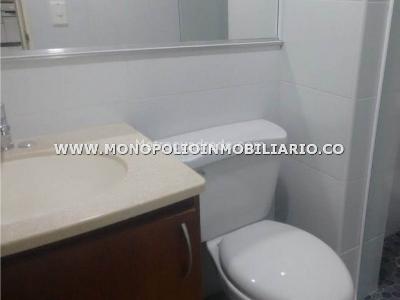 Apartaestudio en venta en Laureles, Medellín, 65 m² · foto 5 de 8