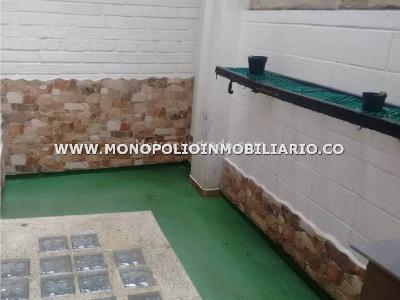 Apartaestudio en venta en Laureles, Medellín, 65 m² · foto 7 de 8