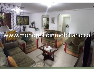Apartamento en venta en El Poblado, Medellín · foto 2 de 10