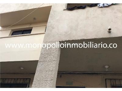 Casa de 5 alcobas en venta en San Javier, Medellín, 75 m² · foto 3 de 9
