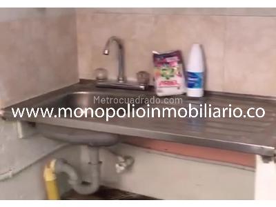Casa de 5 alcobas en venta en San Javier, Medellín, 75 m² · foto 5 de 9