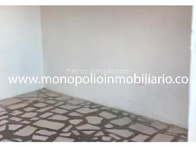 Casa de 5 alcobas en venta en San Javier, Medellín, 75 m² · foto 8 de 9
