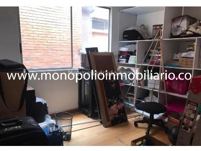 Casa de 5 alcobas en venta en Las Lomitas, Sabaneta, 395 m² · foto 13 de 19