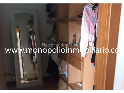 Casa de 5 alcobas en venta en Las Lomitas, Sabaneta, 395 m² · foto 14 de 19
