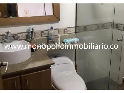 Casa de 5 alcobas en venta en Las Lomitas, Sabaneta, 395 m² · foto 19 de 19