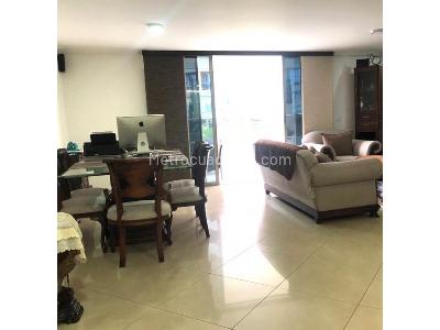 Apartamento de 4 alcobas en venta en La Abadia, Envigado, 200 m² · foto 2 de 18