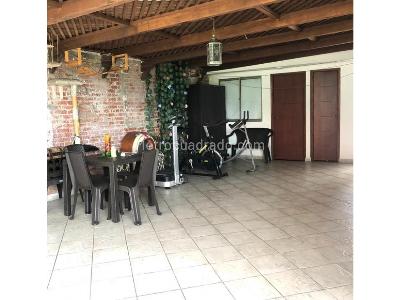 Apartamento de 4 alcobas en venta en La Abadia, Envigado, 200 m² · foto 3 de 18