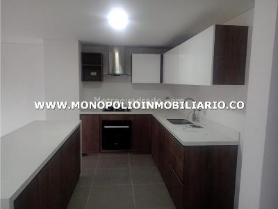 Apartamento de 3 alcobas en venta en Envigado, Medellín, 40 m² · foto 4 de 11