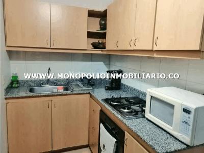 Apartamento de 3 alcobas en arriendo en El Poblado, Medellín, 40 m² · foto 5 de 12