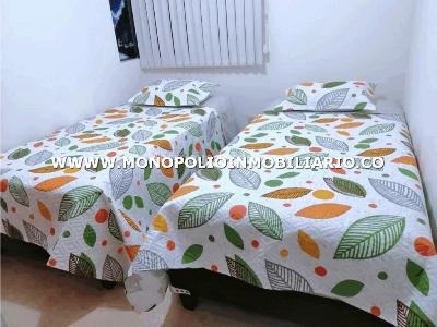 Apartamento de 3 alcobas en arriendo en El Poblado, Medellín, 40 m² · foto 10 de 12