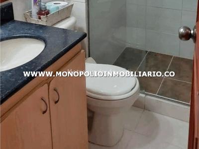 Apartamento de 3 alcobas en arriendo en El Poblado, Medellín, 40 m² · foto 12 de 12