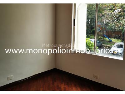 Casa de 4 alcobas en venta en Itagui, Medellín, 106 m² · foto 11 de 13