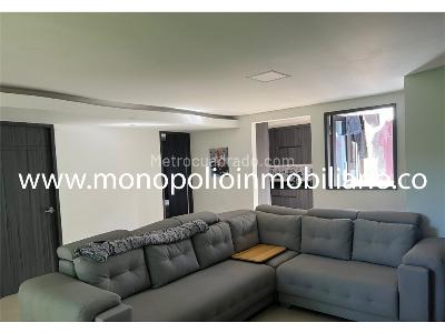 Casa de 3 alcobas en venta en Robledo, Medellín, 68 m² · foto 2 de 10