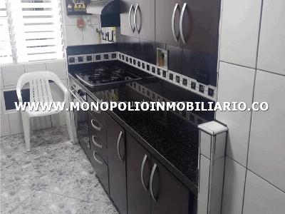 Apartamento en venta en Robledo, Medellín · foto 3 de 15