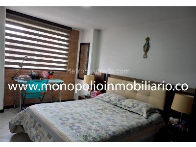 Apartamento de 2 alcobas en venta en Itagui, Medellín, 66 m² · foto 5 de 9