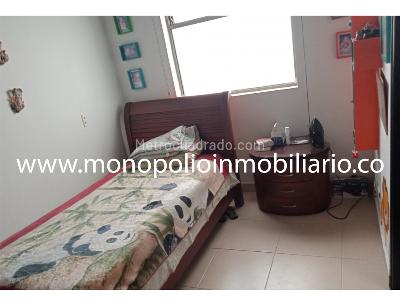 Apartamento de 4 alcobas en venta en Laureles, Medellín, 140 m² · foto 5 de 13