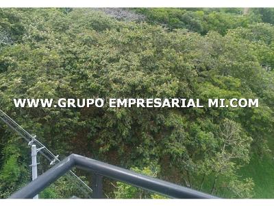 Apartamento en venta en El Poblado, Medellín · foto 11 de 14