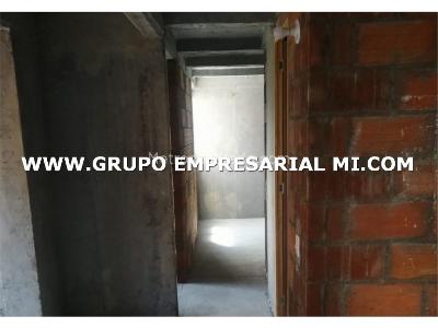 Apartamento de 2 alcobas en venta en Las Lomitas, Sabaneta, 55 m² · foto 5 de 17