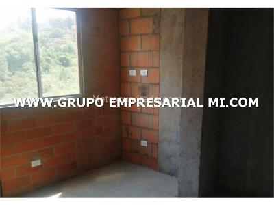 Apartamento de 2 alcobas en venta en Las Lomitas, Sabaneta, 55 m² · foto 10 de 17