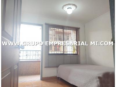 Casa de 4 alcobas en venta en La Castellana, Medellín, 252 m² · foto 14 de 18