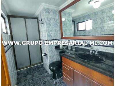 Casa de 4 alcobas en venta en La Castellana, Medellín, 252 m² · foto 16 de 18