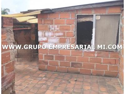 Casa de 4 alcobas en venta en La Castellana, Medellín, 252 m² · foto 18 de 18