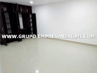 Apartamento de 5 alcobas en venta en Estadio, Medellín, 165 m² · foto 6 de 15
