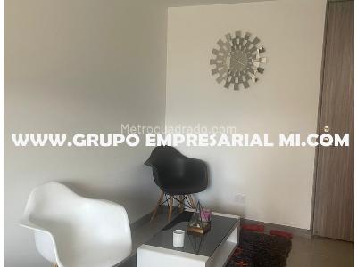 Apartamento en venta en Viviendas Del Sur, Itagüí · foto 2 de 9