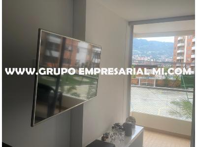 Apartamento en venta en Viviendas Del Sur, Itagüí · foto 3 de 9