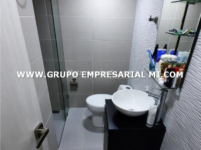 Casa en venta en Loma Linda, Itagüí · foto 7 de 8