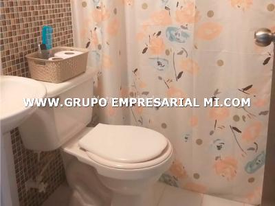Casa de 5 alcobas en venta en Robledo, Medellín, 80 m² · foto 6 de 11