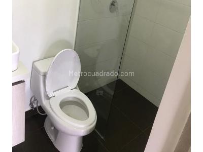 Apartamento de 2 alcobas en venta en Las Lomitas, Sabaneta, 78 m² · foto 10 de 20