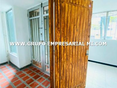 Apartamento en venta en Laureles, Medellín · foto 11 de 13
