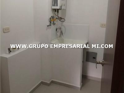 Apartamento en venta en Los Colores, Medellín · foto 7 de 9