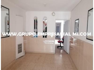 Casa de 3 alcobas en venta en Belen, Medellín, 107 m² · foto 4 de 8