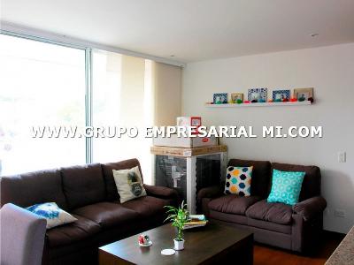 Apartamento de 2 alcobas en venta en Esmeralda, Envigado, 84 m² · foto 1 de 9