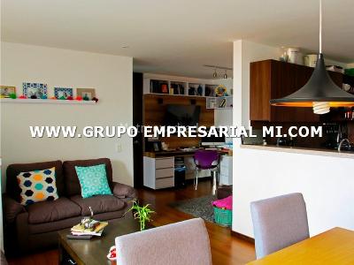 Apartamento de 2 alcobas en venta en Esmeralda, Envigado, 84 m² · foto 4 de 9