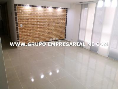 Apartamento de 3 alcobas en venta en Valerias, Bello, 62 m² · foto 3 de 11