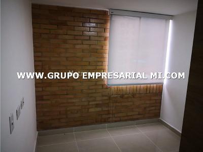Apartamento de 3 alcobas en venta en Valerias, Bello, 62 m² · foto 4 de 11